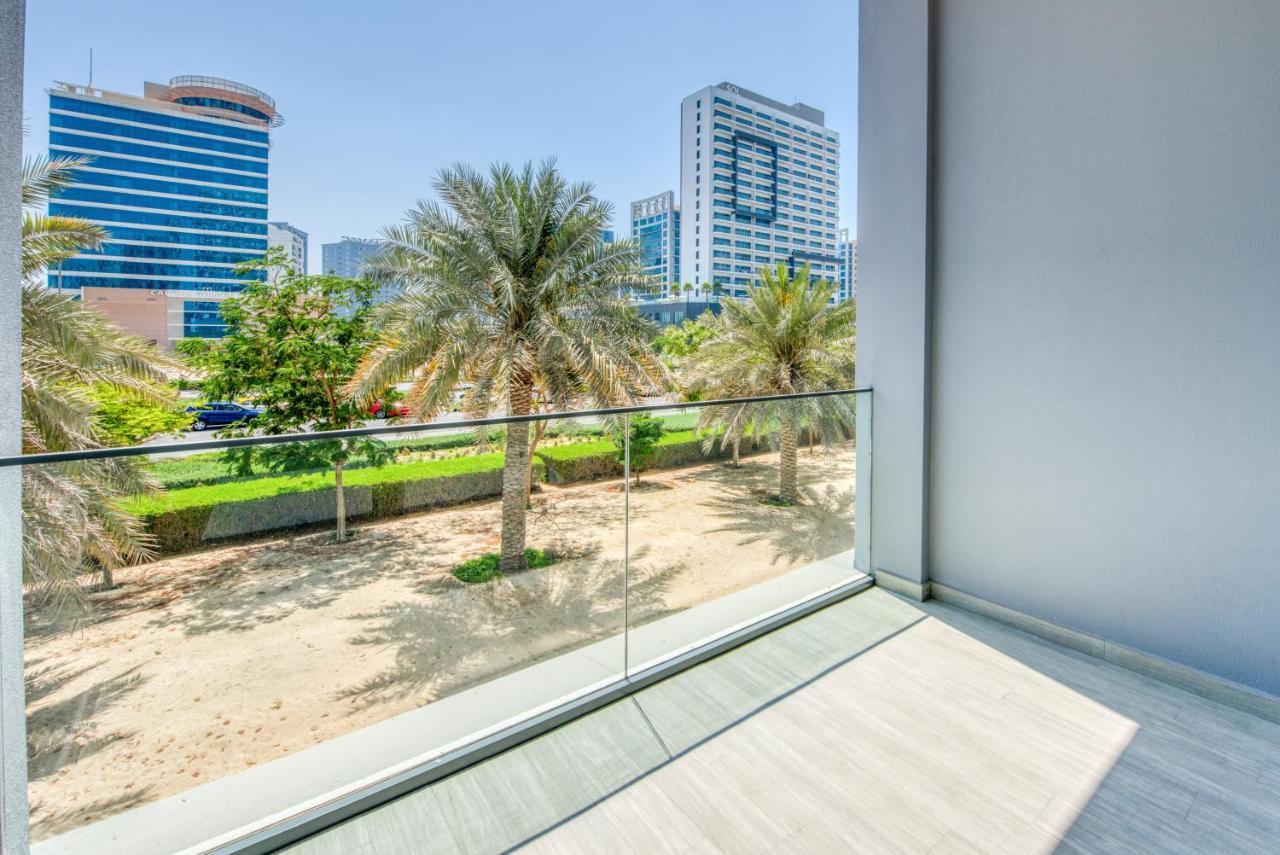 Апартаменты Sol Living - Sol Avenue Дубай Экстерьер фото