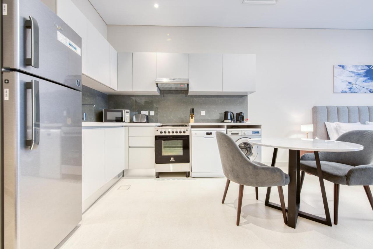 Апартаменты Sol Living - Sol Avenue Дубай Экстерьер фото