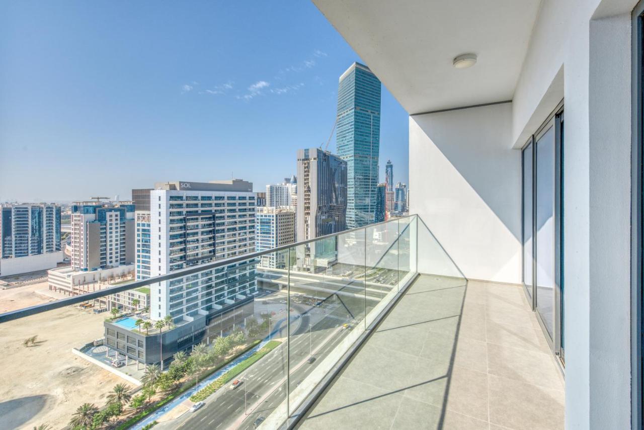 Апартаменты Sol Living - Sol Avenue Дубай Экстерьер фото